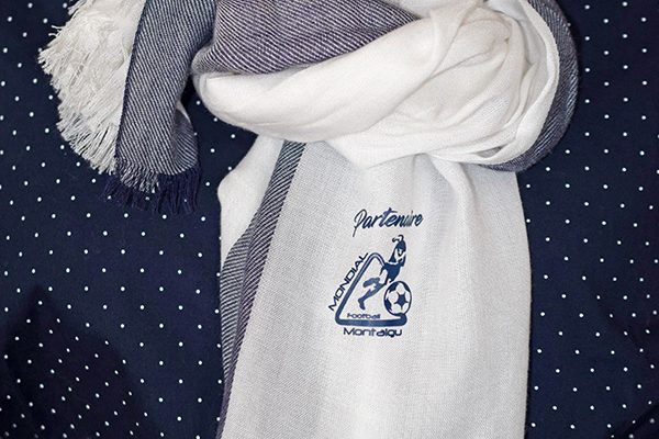 pret-a-porter-entreprise-foulard-mondial-montaigu-vetement-personnalise-tixel